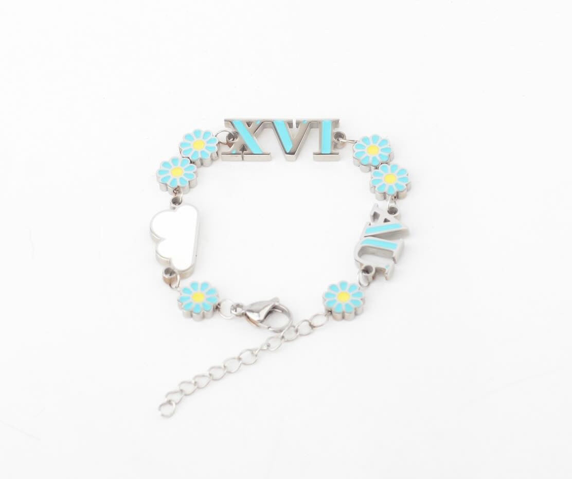 Song of Youth Pendant Bracelet